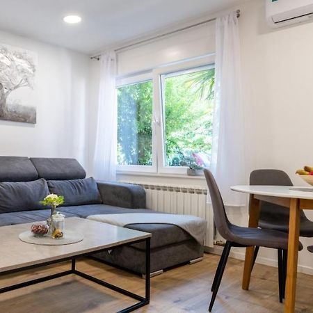 Appartement Kuca Za Odmor Palma à Zagreb Extérieur photo