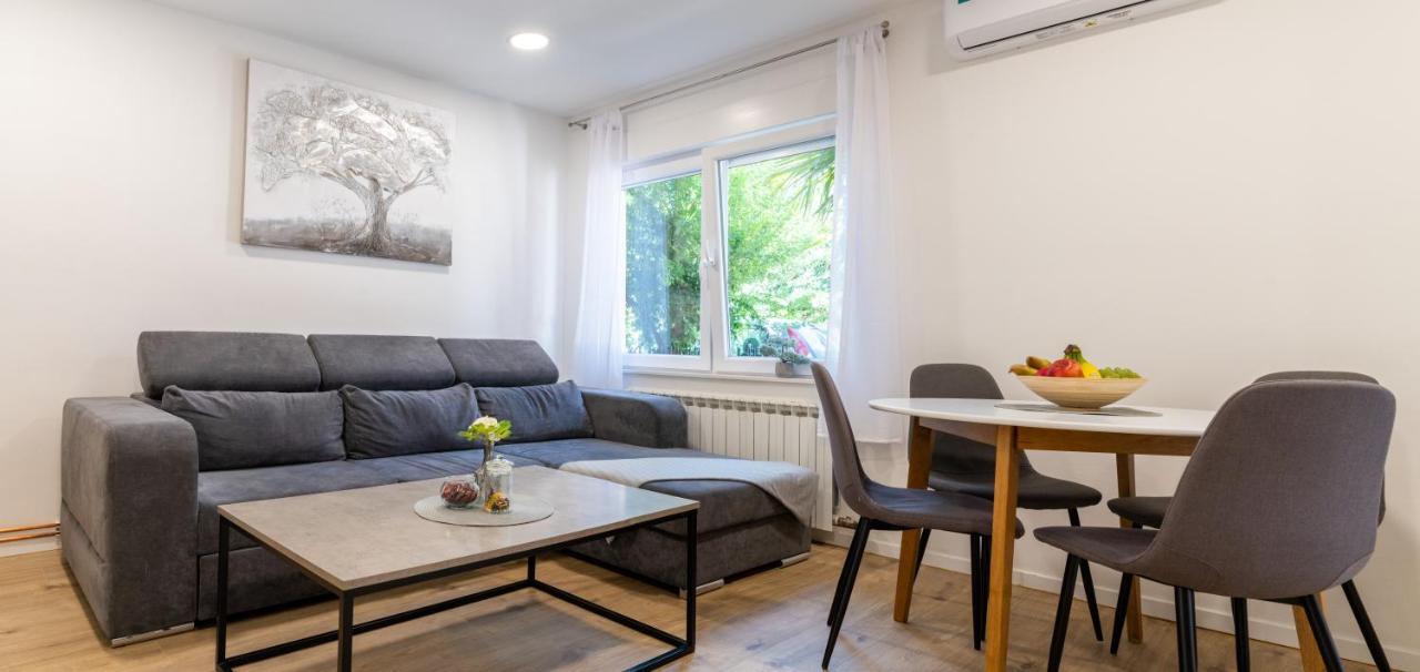 Appartement Kuca Za Odmor Palma à Zagreb Extérieur photo